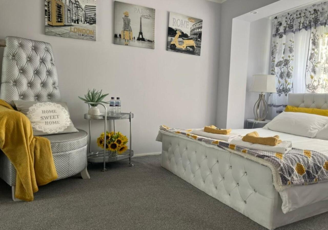 Apartment Luxe Free Wifi, Free Parking, Free Netflix Friern Barnet Exterior foto